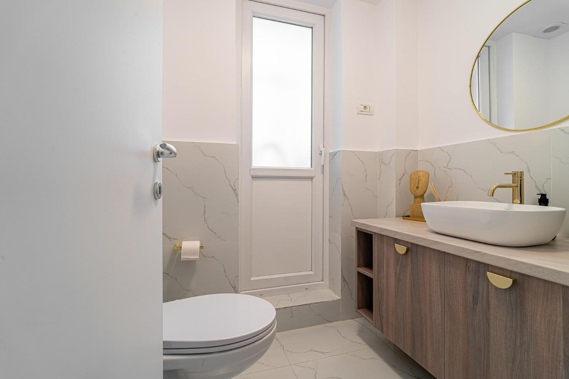 Loggia & Luxe 5Br Penthouse In Universitatii Area Bucureşti Ngoại thất bức ảnh