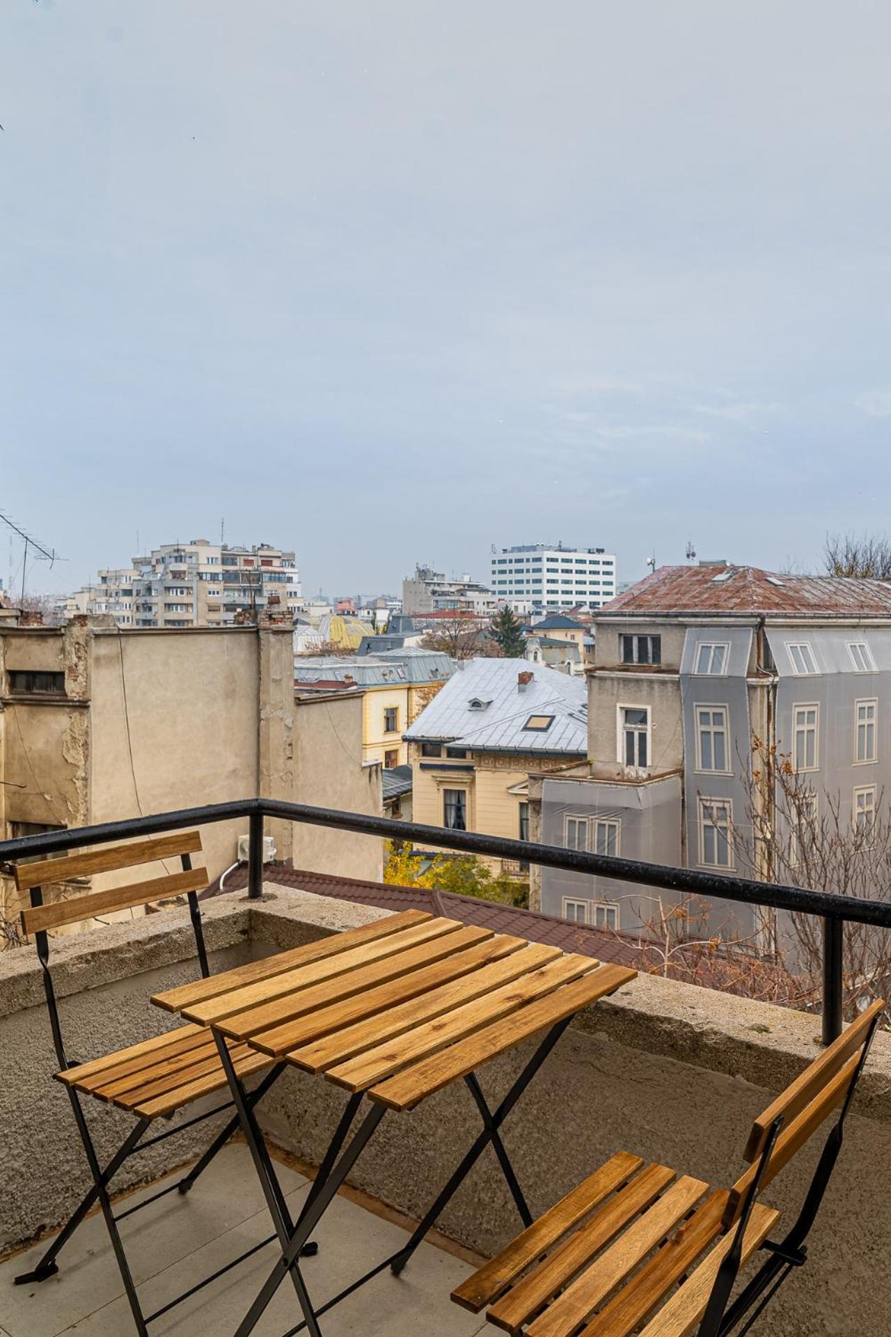 Loggia & Luxe 5Br Penthouse In Universitatii Area Bucureşti Ngoại thất bức ảnh