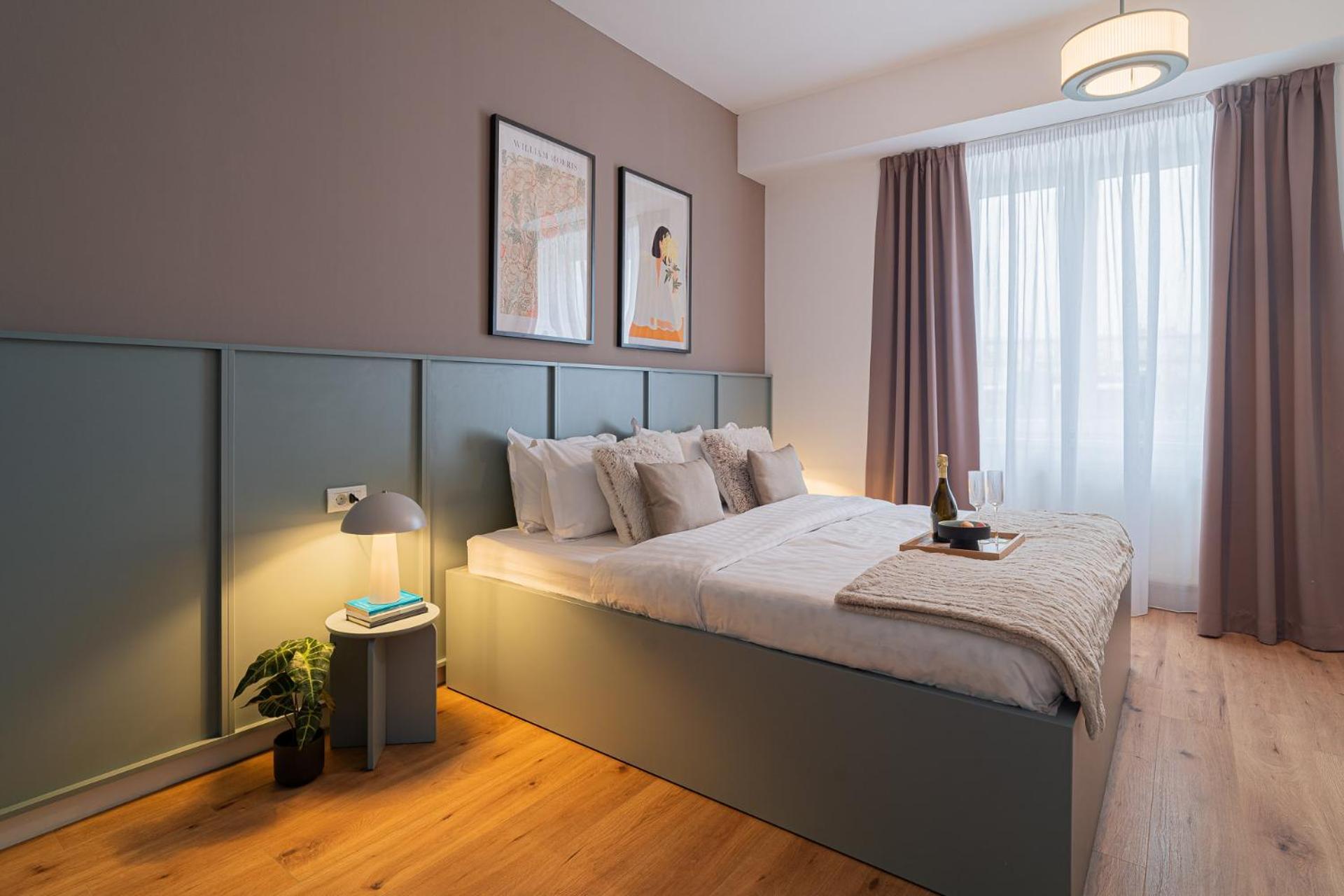 Loggia & Luxe 5Br Penthouse In Universitatii Area Bucureşti Ngoại thất bức ảnh
