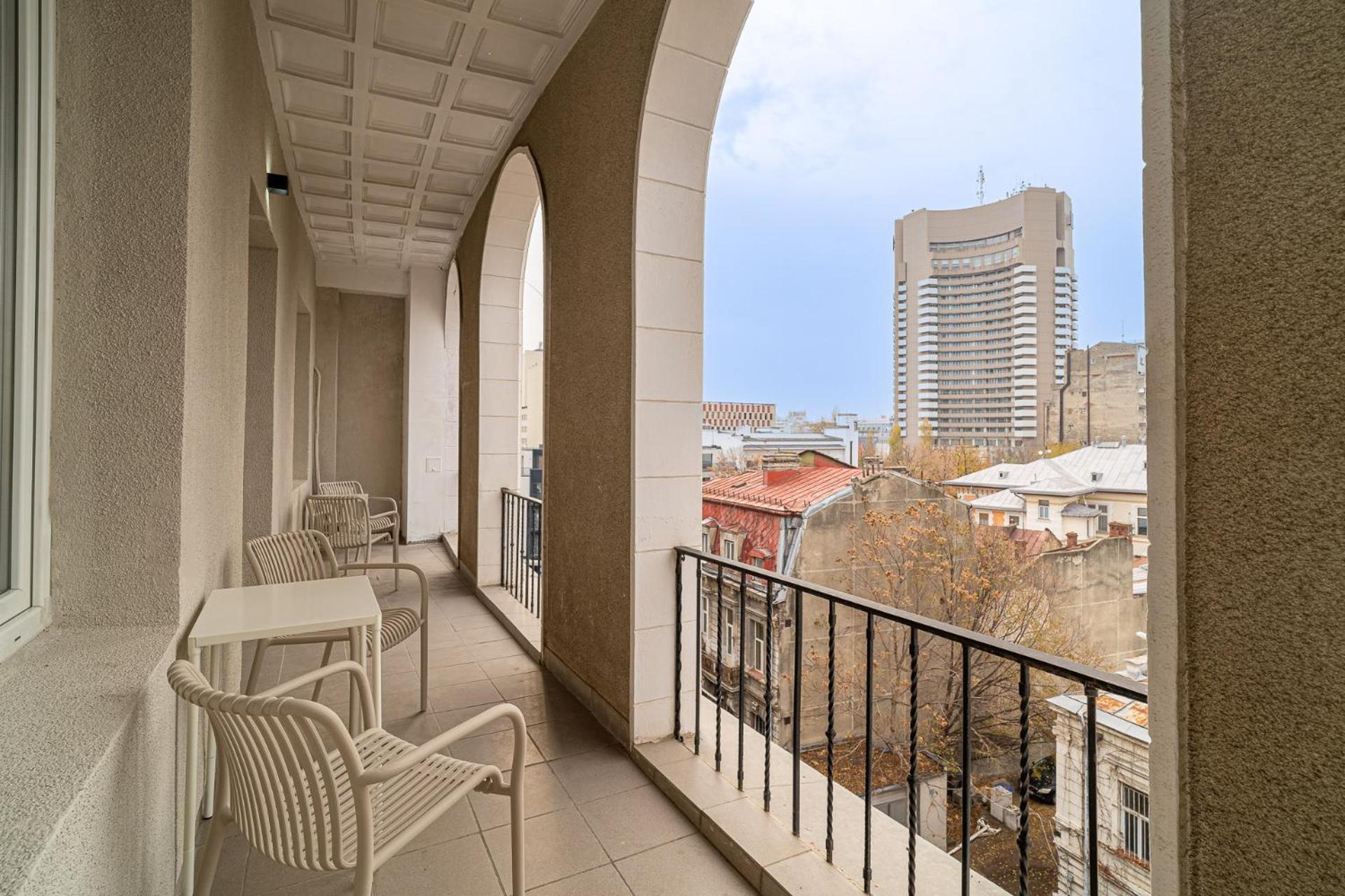 Loggia & Luxe 5Br Penthouse In Universitatii Area Bucureşti Ngoại thất bức ảnh
